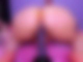 Shantalljones's Live Sex Cam Show