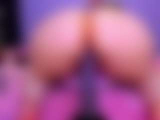 Shantalljones's Live Sex Cam Show