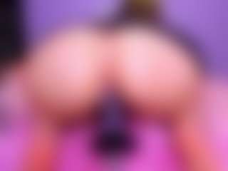 Shantalljones's Live Sex Cam Show