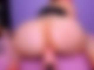 Shantalljones's Live Sex Cam Show