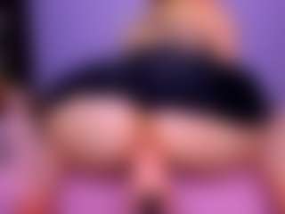 Shantalljones's Live Sex Cam Show