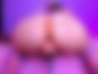 Shantalljones's Live Sex Cam Show