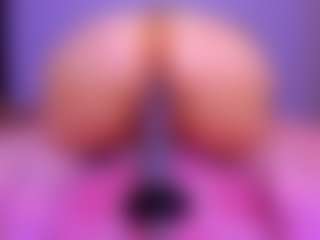 Shantalljones's Live Sex Cam Show
