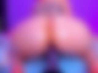 Shantalljones's Live Sex Cam Show
