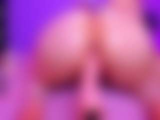 Shantalljones's Live Sex Cam Show