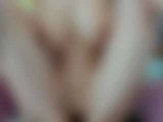 sassyt33n's Live Sex Cam Show