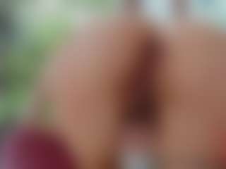 sassyt33n's Live Sex Cam Show