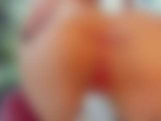 sassyt33n's Live Sex Cam Show