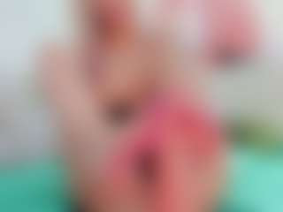 sassyt33n's Live Sex Cam Show