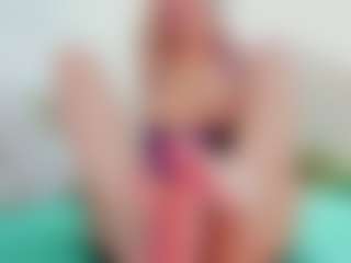 sassyt33n's Live Sex Cam Show