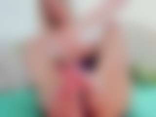 sassyt33n's Live Sex Cam Show
