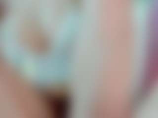 sassyt33n's Live Sex Cam Show