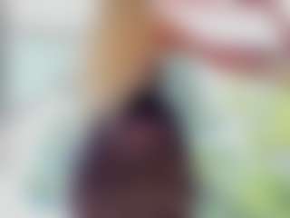 sassyt33n's Live Sex Cam Show