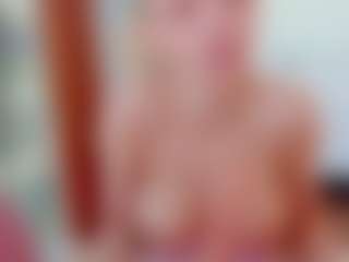 sassyt33n's Live Sex Cam Show