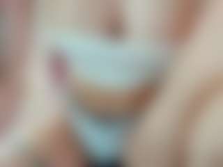 sassyt33n's Live Sex Cam Show