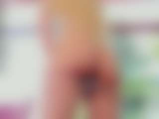 sassyt33n's Live Sex Cam Show