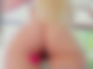 sassyt33n's Live Sex Cam Show