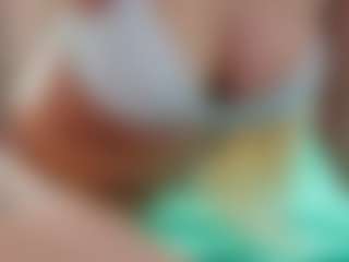 sassyt33n's Live Sex Cam Show