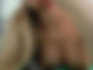 sassyt33n's Live Sex Cam Show