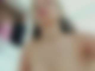 sassyt33n's Live Sex Cam Show