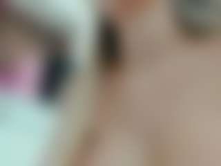 sassyt33n's Live Sex Cam Show