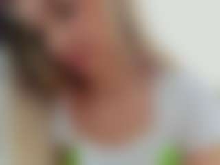 sassyt33n's Live Sex Cam Show