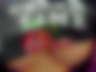 sassyt33n's Live Sex Cam Show