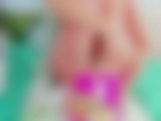 sassyt33n's Live Sex Cam Show