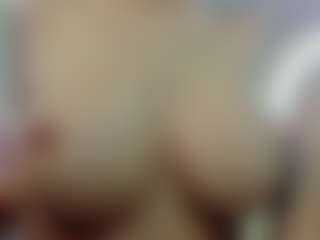 sassyt33n's Live Sex Cam Show