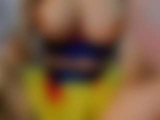 sassyt33n's Live Sex Cam Show