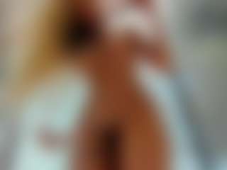sassyt33n's Live Sex Cam Show