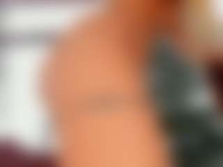 sassyt33n's Live Sex Cam Show