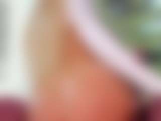 Live cam show with sassyt33n - Control on Instabang