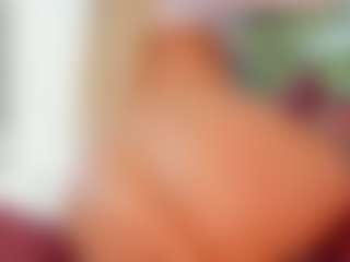 Live cam show with sassyt33n - Flashing on Dolls Live