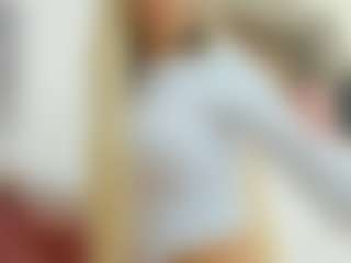 Live cam show with sassyt33n - Dirty on Latina Girls