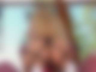 sassyt33n's Live Sex Cam Show