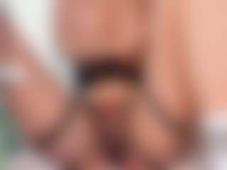 sassyt33n's Live Sex Cam Show