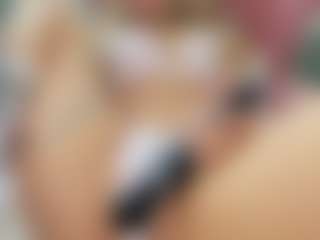 sassyt33n's Live Sex Cam Show