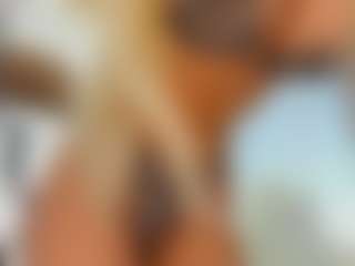 sassyt33n's Live Sex Cam Show