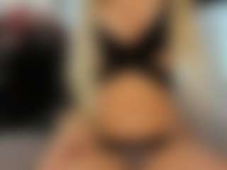 sassyt33n's Live Sex Cam Show