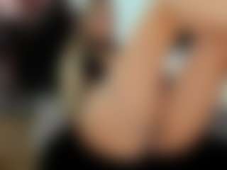 sassyt33n's Live Sex Cam Show