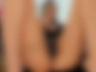 sassyt33n's Live Sex Cam Show