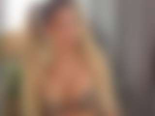 sassyt33n's Live Sex Cam Show