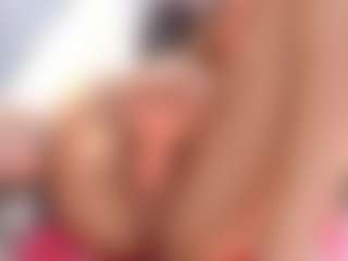 Live cam show with sassyt33n - Big Tits on TeamSkeetLive