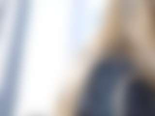 Live cam show with sassyt33n - Smoking on Latina Girls