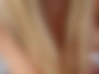 Live cam show with sassyt33n - Amateur on milfzrlive.com
