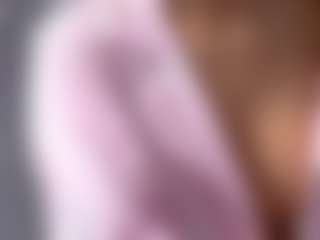 Live cam show with sassyt33n - Athletic Amateur on SmokeAndPoke