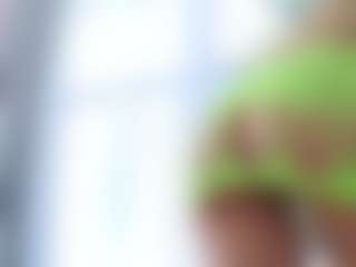 Live cam show with sassyt33n - Smoking on Camsoda