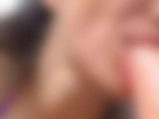 sassyt33n's Live Sex Cam Show
