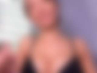 sassyt33n's Live Sex Cam Show